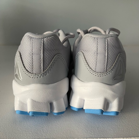 Reebok Women’s Trainer - Picture 3 of 8